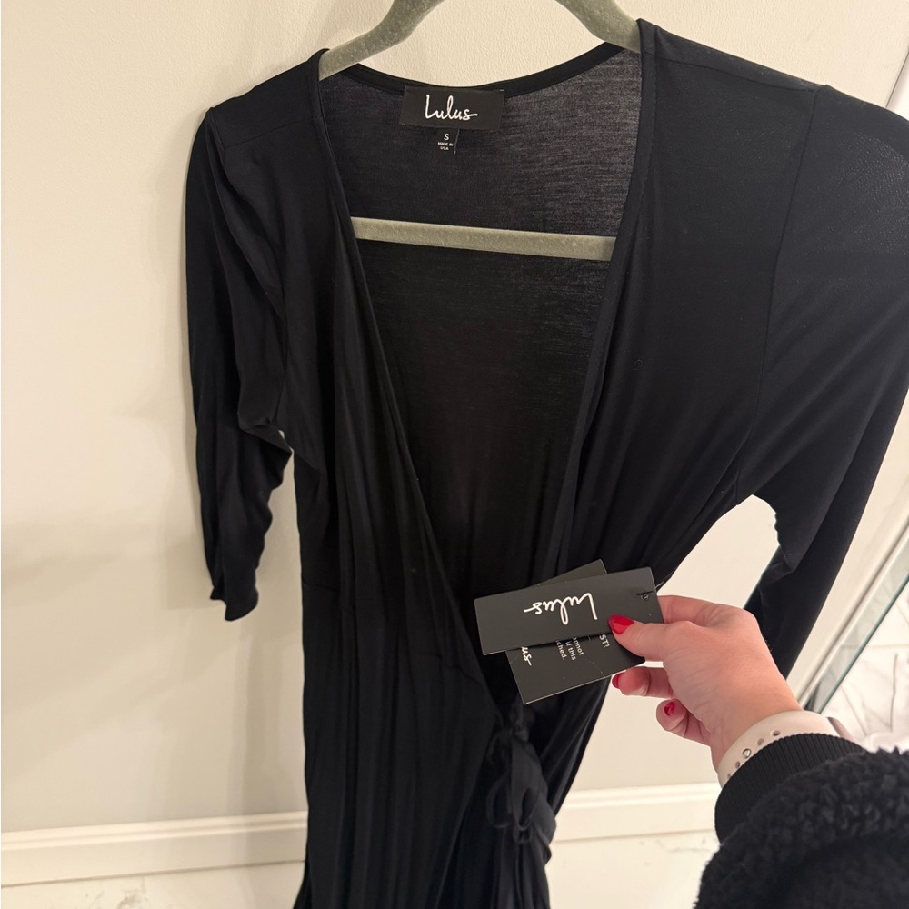 Lulu's Elegant Black Maxi Dress